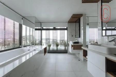 Hôtel Colline - 180