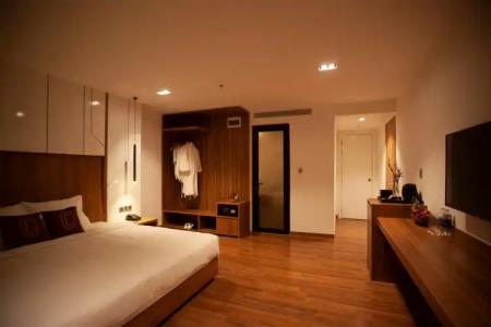 Hôtel Colline - 184