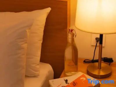 Hôtel Colline - 275