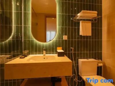 Hôtel Colline - 249