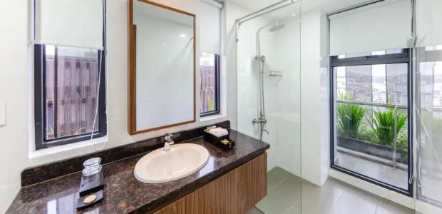 Hôtel Colline - 239