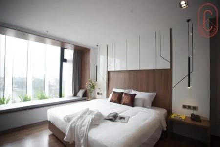 Hôtel Colline - 185