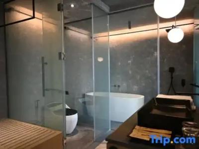 Hôtel Colline - 132