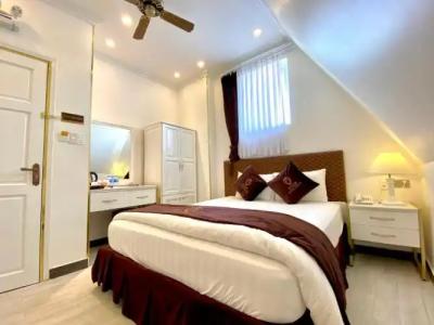 Tulip City View - 50