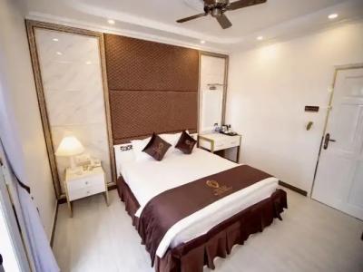 Tulip City View - 40