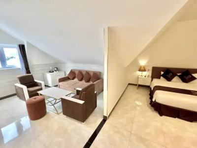 Tulip City View - 89