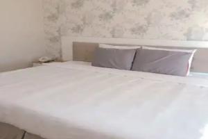 Capital o 585 Saigon Book Da Lat Hotel, Далат