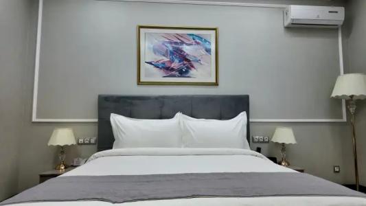 The Royal Mezbon & SPA - 100