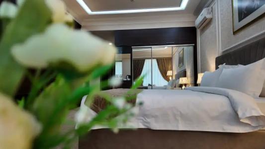 The Royal Mezbon & SPA - 133