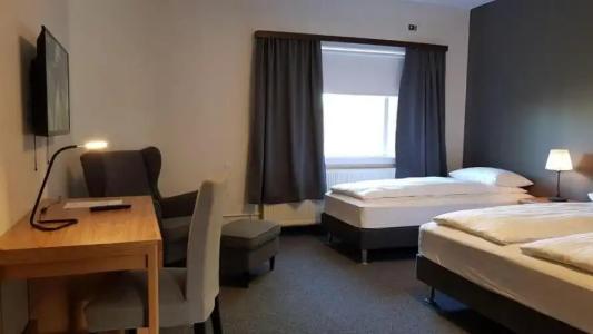 Asbru by Reykjavik Keflavik Airport - 20