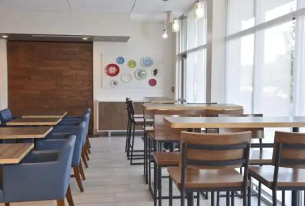 Holiday Inn Express & Suites - Orlando - Lake Nona Area, An Ihg - 16