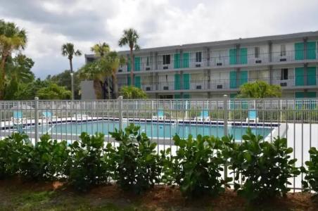 Altamonte Springs and Suites - 27
