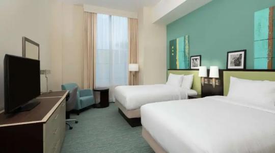 DoubleTree by Hilton Miami Doral - 34