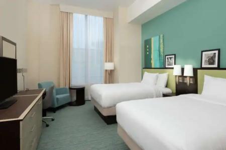 DoubleTree by Hilton Miami Doral - 31
