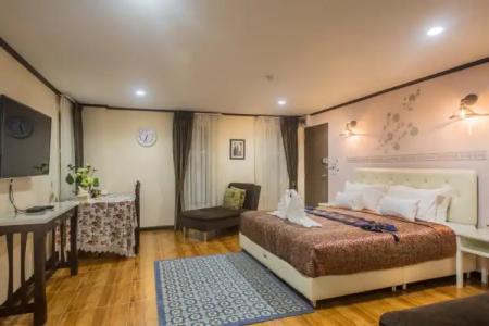 Cana Boutique Sha Certified - 19