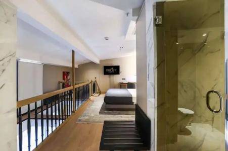 Broyt Suites - 108