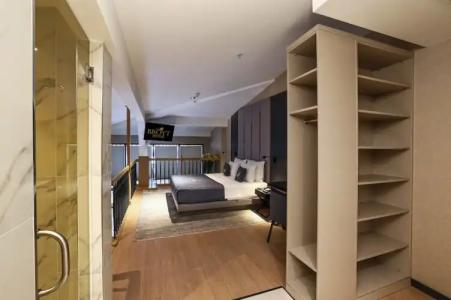 Broyt Suites - 131