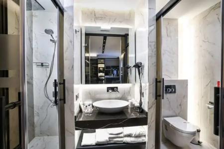 Broyt Suites - 170
