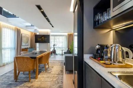Broyt Suites - 184