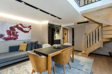 Broyt Suites - 195