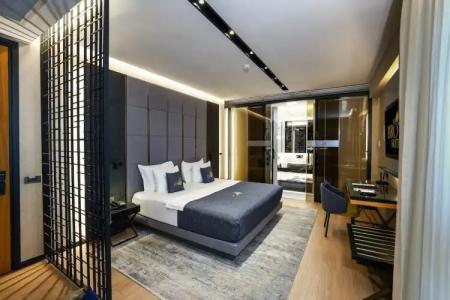 Broyt Suites - 165