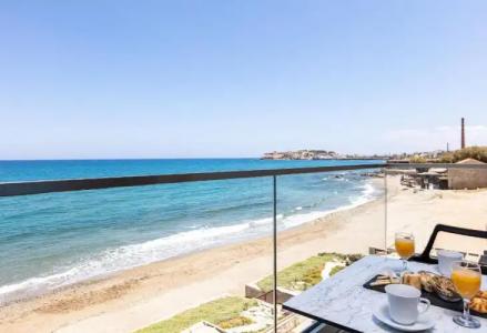 North Coast Seaside Suites - 17