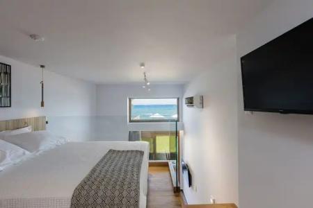 North Coast Seaside Suites - 4