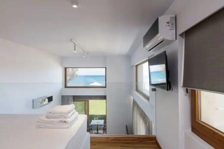 North Coast Seaside Suites - 58