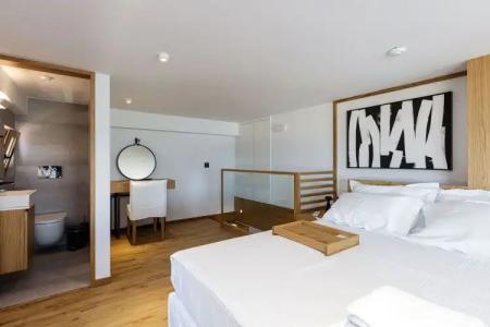 North Coast Seaside Suites - 60