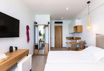 North Coast Seaside Suites - 132