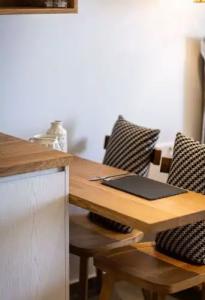 North Coast Seaside Suites - 25