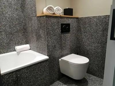 Hôtel de l'Abbaye - 53