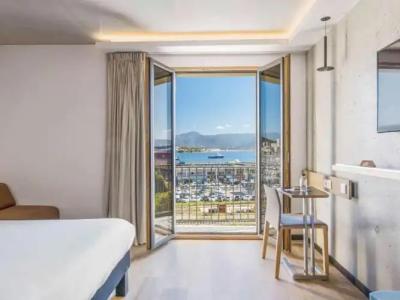 ibis Styles Ajaccio Napoleon - 33