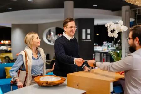 Best Western Hôtel Journel Antibes Juan-les-Pins - 31