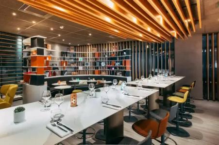 Novotel Paris Coeur d'Orly Airport - 16