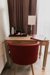 Duus by Keflavik Airport - 80