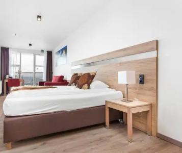 Duus by Keflavik Airport - 61