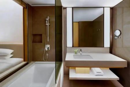 Courtyard by Marriott Seoul Botanic Park - 9