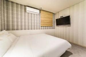 Shine Hotel, Сеул