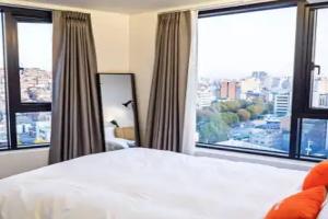 Glue Hotel, Сеул