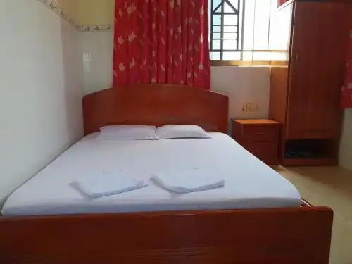 Thái Tân - 23