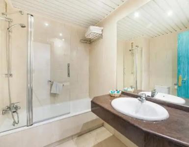 Globales Los Patos Park - 31