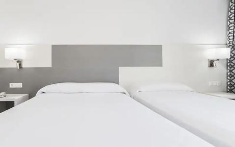 Globales Los Patos Park - 28