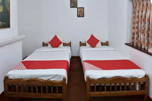 OYO 454 Jayamal Rest - 12