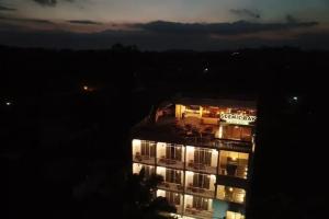 Отель «Scenic Bay Weligama», Велигама