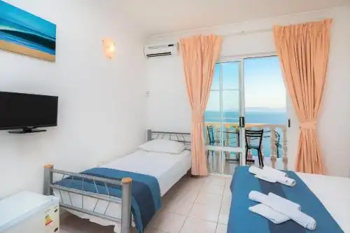 Family Beach Rooms - 35