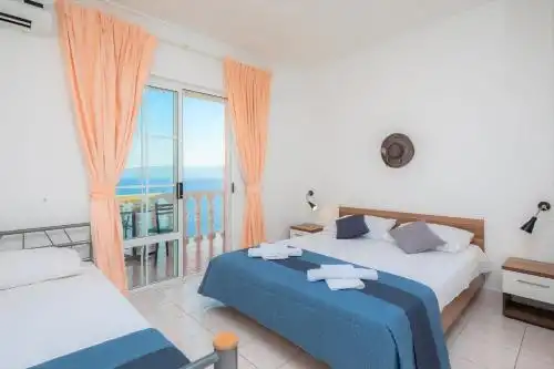 Family Beach Rooms - 5