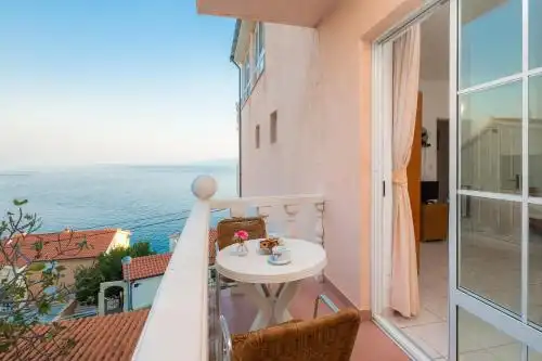 Family Beach Rooms - 8