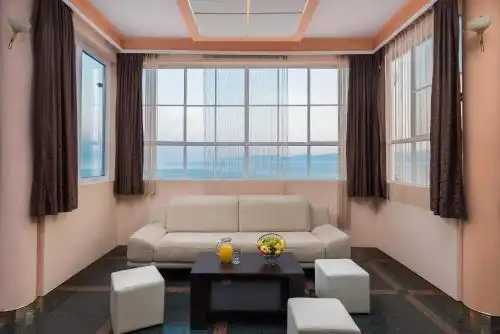 Family Beach Rooms - 4