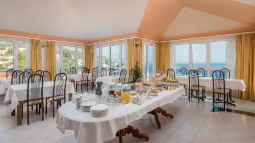 Family Beach Rooms - 14